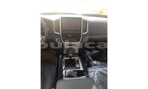 Buy Import Toyota Land Cruiser Black Car in Import - Dubai in Central Buy Import Toyota Land Cruiser Black Car in Import - Dubai in Central