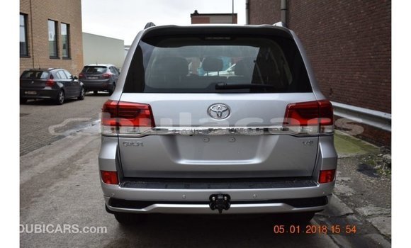 Buy Import Toyota Land Cruiser Grey Car in Import - Dubai in Central Buy Import Toyota Land Cruiser Grey Car in Import - Dubai in Central