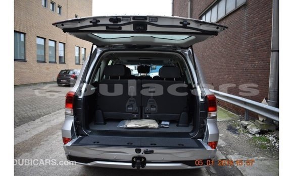 Buy Import Toyota Land Cruiser Grey Car in Import - Dubai in Central Buy Import Toyota Land Cruiser Grey Car in Import - Dubai in Central