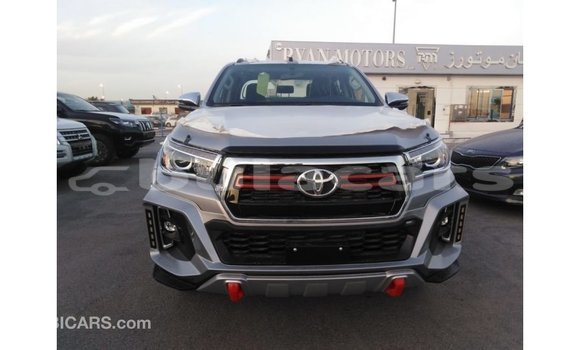 Buy Import Toyota Hilux Grey Car in Import - Dubai in Central Buy Import Toyota Hilux Grey Car in Import - Dubai in Central