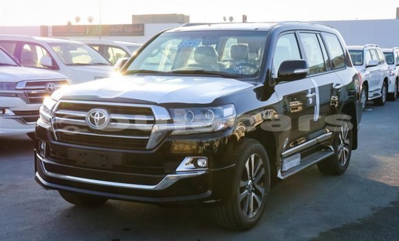 Buy Import Toyota Land Cruiser Black Car in Import - Dubai in Central Buy Import Toyota Land Cruiser Black Car in Import - Dubai in Central