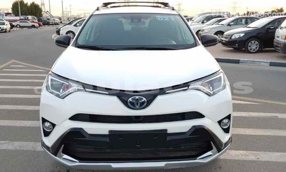 Buy Import Toyota RAV4 White Car in Import - Dubai in Central Buy Import Toyota RAV4 White Car in Import - Dubai in Central