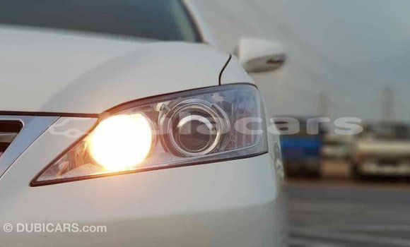 Buy Import Lexus 350 White Car in Import - Dubai in Central Buy Import Lexus 350 White Car in Import - Dubai in Central