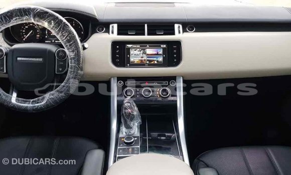Buy Import Land Rover Range Rover White Car in Import - Dubai in Central Buy Import Land Rover Range Rover White Car in Import - Dubai in Central