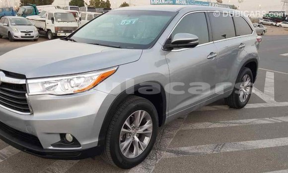 Buy Import Toyota Highlander Grey Car in Import - Dubai in Central Buy Import Toyota Highlander Grey Car in Import - Dubai in Central