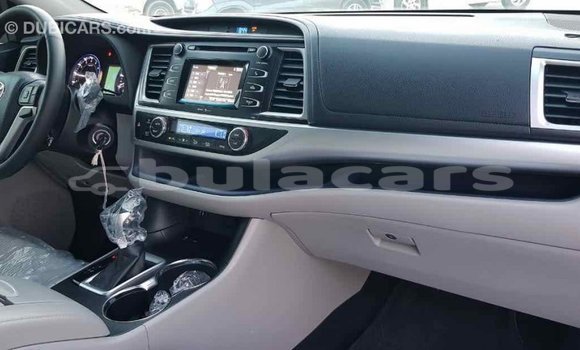 Buy Import Toyota Highlander Grey Car in Import - Dubai in Central Buy Import Toyota Highlander Grey Car in Import - Dubai in Central