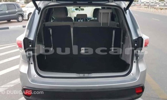 Buy Import Toyota Highlander Grey Car in Import - Dubai in Central Buy Import Toyota Highlander Grey Car in Import - Dubai in Central