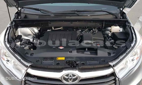 Buy Import Toyota Highlander Grey Car in Import - Dubai in Central Buy Import Toyota Highlander Grey Car in Import - Dubai in Central