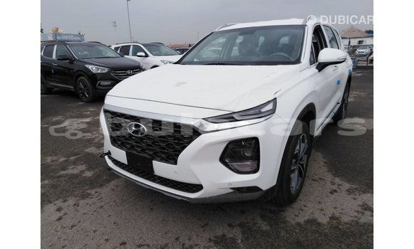 Buy Import Hyundai Santa Fe White Car in Import - Dubai in Central Buy Import Hyundai Santa Fe White Car in Import - Dubai in Central