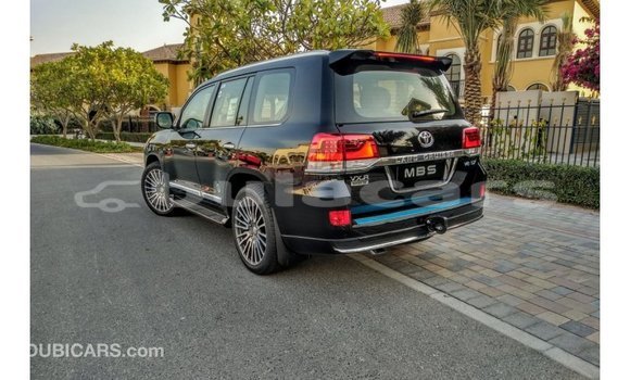 Buy Import Toyota Land Cruiser Black Car in Import - Dubai in Central Buy Import Toyota Land Cruiser Black Car in Import - Dubai in Central
