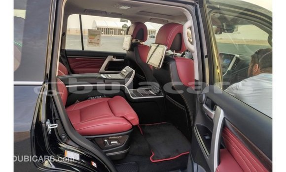 Buy Import Toyota Land Cruiser Black Car in Import - Dubai in Central Buy Import Toyota Land Cruiser Black Car in Import - Dubai in Central