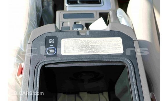 Acheter Import Voiture Toyota Prado Noir à Import - Dubai, Central Acheter Import Voiture Toyota Prado Noir à Import - Dubai, Central