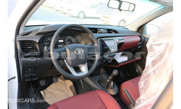 Buy Import Toyota Hilux White Car in Import - Dubai in Central Buy Import Toyota Hilux White Car in Import - Dubai in Central