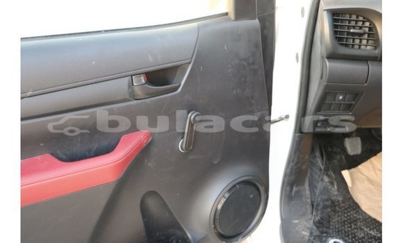 Buy Import Toyota Hilux White Car in Import - Dubai in Central Buy Import Toyota Hilux White Car in Import - Dubai in Central
