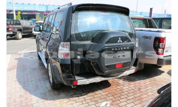 Buy Import Mitsubishi Pajero Black Car in Import - Dubai in Central Buy Import Mitsubishi Pajero Black Car in Import - Dubai in Central