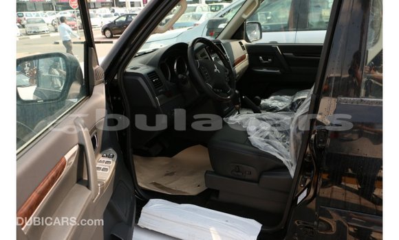 Buy Import Mitsubishi Pajero Black Car in Import - Dubai in Central Buy Import Mitsubishi Pajero Black Car in Import - Dubai in Central