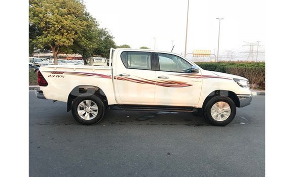 Buy Import Toyota Hilux White Car in Import - Dubai in Central Buy Import Toyota Hilux White Car in Import - Dubai in Central