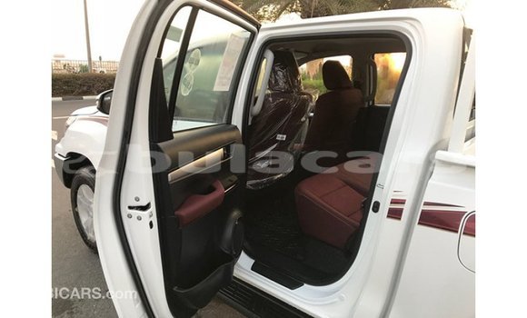 Buy Import Toyota Hilux White Car in Import - Dubai in Central Buy Import Toyota Hilux White Car in Import - Dubai in Central