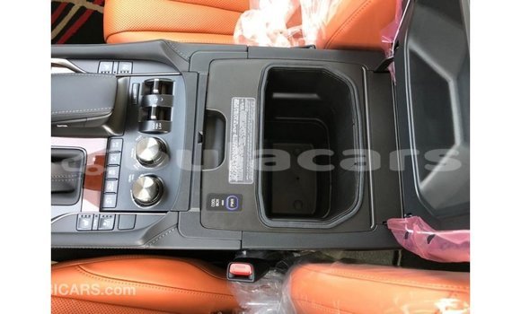 Acheter Import Voiture Lexus LX Blanc à Import - Dubai, Central Acheter Import Voiture Lexus LX Blanc à Import - Dubai, Central