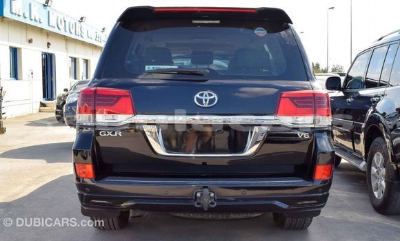 Buy Import Toyota Land Cruiser Black Car in Import - Dubai in Central Buy Import Toyota Land Cruiser Black Car in Import - Dubai in Central