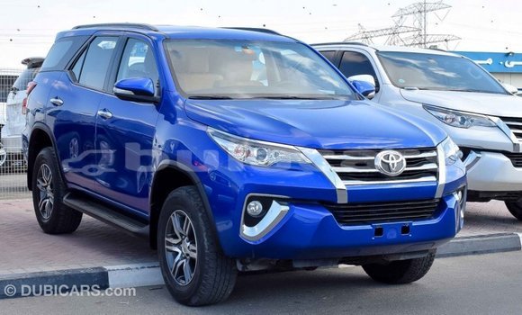 Acheter Import Voiture Toyota Fortuner Bleu à Import - Dubai, Central Acheter Import Voiture Toyota Fortuner Bleu à Import - Dubai, Central