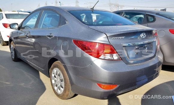 Acheter Import Voiture Hyundai Accent Gris à Import - Dubai, Central Acheter Import Voiture Hyundai Accent Gris à Import - Dubai, Central