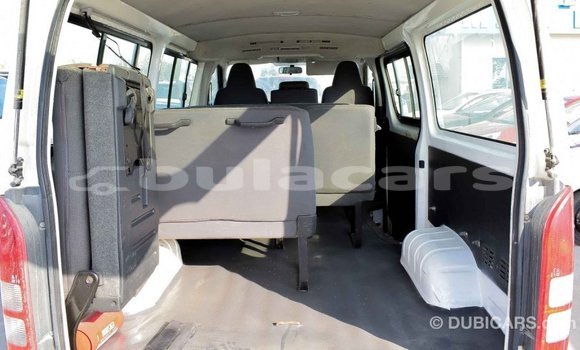 Buy Import Toyota Hiace White Car in Import - Dubai in Central Buy Import Toyota Hiace White Car in Import - Dubai in Central