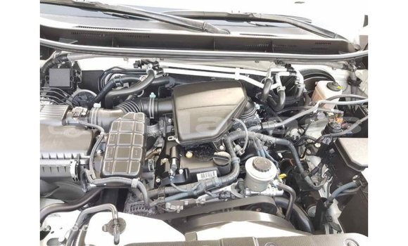 Buy Import Toyota Prado White Car in Import - Dubai in Central Buy Import Toyota Prado White Car in Import - Dubai in Central