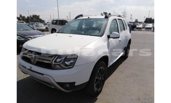 Buy Import Renault Duster White Car in Import - Dubai in Central Buy Import Renault Duster White Car in Import - Dubai in Central