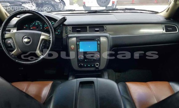 Buy Import Chevrolet Tahoe Black Car in Import - Dubai in Central Buy Import Chevrolet Tahoe Black Car in Import - Dubai in Central