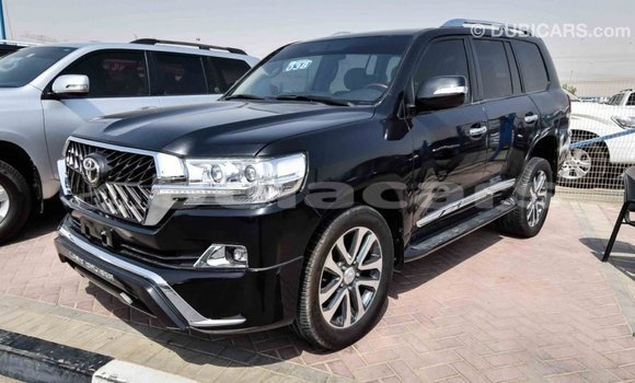 Buy Import Toyota Land Cruiser Black Car in Import - Dubai in Central Buy Import Toyota Land Cruiser Black Car in Import - Dubai in Central