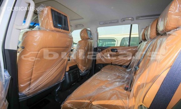 Buy Import Nissan Patrol White Car in Import - Dubai in Central Buy Import Nissan Patrol White Car in Import - Dubai in Central