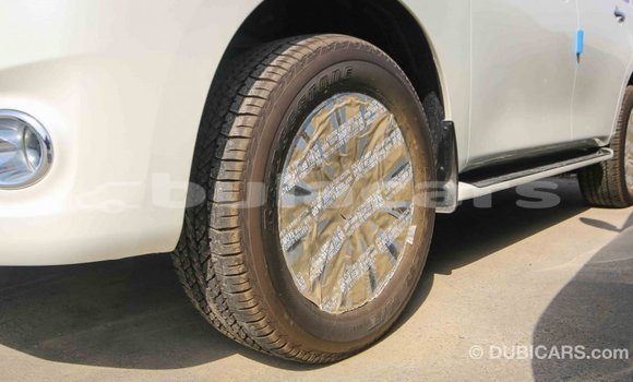 Buy Import Nissan Patrol White Car in Import - Dubai in Central Buy Import Nissan Patrol White Car in Import - Dubai in Central