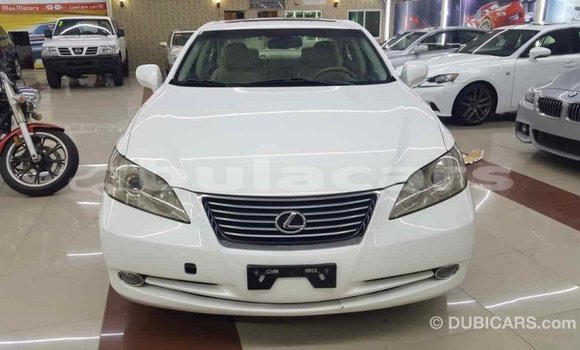 Buy Import Lexus 350 White Car in Import - Dubai in Central Buy Import Lexus 350 White Car in Import - Dubai in Central