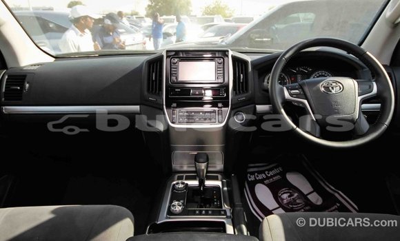 Buy Import Toyota Land Cruiser Black Car in Import - Dubai in Central Buy Import Toyota Land Cruiser Black Car in Import - Dubai in Central