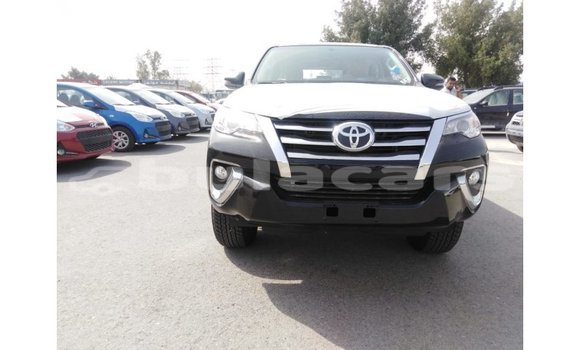 Buy Import Toyota Fortuner Black Car in Import - Dubai in Central Buy Import Toyota Fortuner Black Car in Import - Dubai in Central