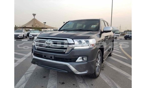 Buy Import Toyota Land Cruiser Grey Car in Import - Dubai in Central Buy Import Toyota Land Cruiser Grey Car in Import - Dubai in Central