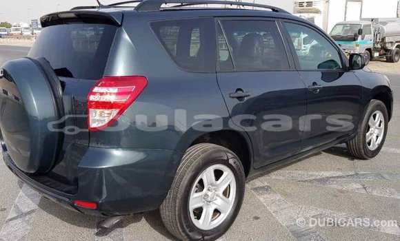 Buy Import Toyota RAV4 Green Car in Import - Dubai in Central Buy Import Toyota RAV4 Green Car in Import - Dubai in Central
