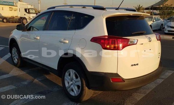 Buy Import Toyota RAV4 White Car in Import - Dubai in Central Buy Import Toyota RAV4 White Car in Import - Dubai in Central