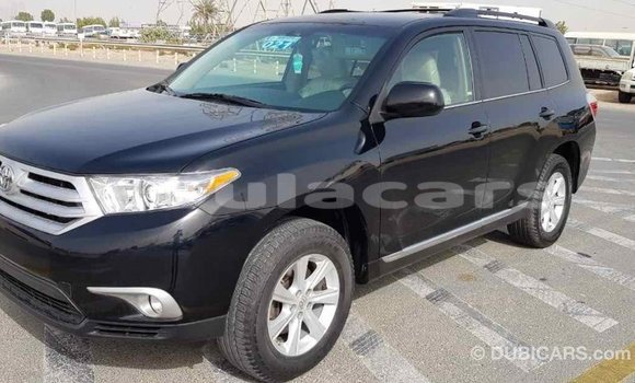 Buy Import Toyota Highlander Black Car in Import - Dubai in Central Buy Import Toyota Highlander Black Car in Import - Dubai in Central
