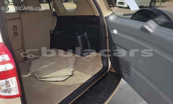 Buy Import Toyota RAV4 Other Car in Import - Dubai in Central Buy Import Toyota RAV4 Other Car in Import - Dubai in Central