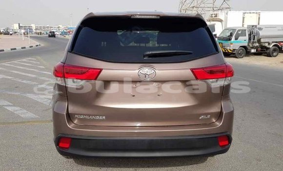 Buy Import Toyota Highlander Brown Car in Import - Dubai in Central Buy Import Toyota Highlander Brown Car in Import - Dubai in Central