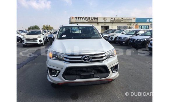 Buy Import Toyota Hilux White Car in Import - Dubai in Central Buy Import Toyota Hilux White Car in Import - Dubai in Central