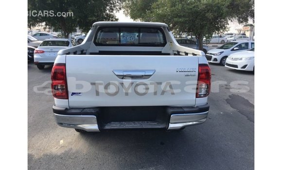 Buy Import Toyota Hilux White Car in Import - Dubai in Central Buy Import Toyota Hilux White Car in Import - Dubai in Central