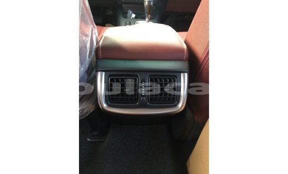 Buy Import Toyota Hilux White Car in Import - Dubai in Central Buy Import Toyota Hilux White Car in Import - Dubai in Central