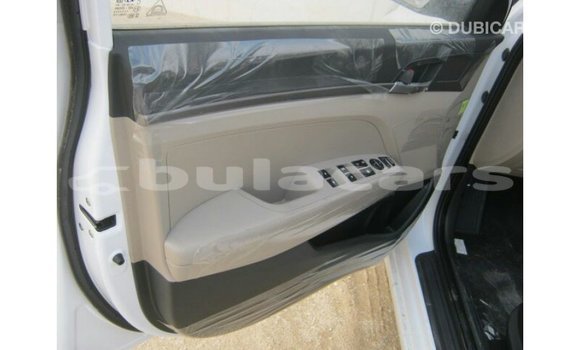 Buy Import Hyundai Elantra White Car in Import - Dubai in Central Buy Import Hyundai Elantra White Car in Import - Dubai in Central