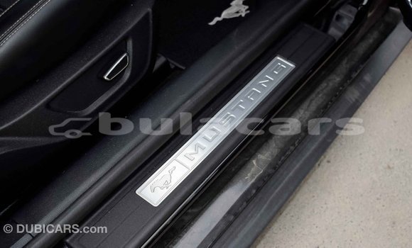 Acheter Import Voiture Ford Mustang Noir à Import - Dubai, Central Acheter Import Voiture Ford Mustang Noir à Import - Dubai, Central