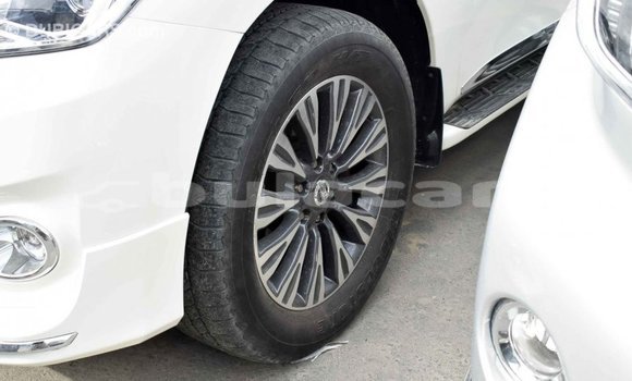Buy Import Nissan Patrol White Car in Import - Dubai in Central Buy Import Nissan Patrol White Car in Import - Dubai in Central