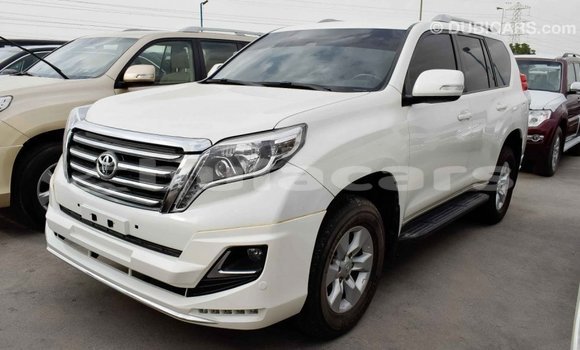 Buy Import Toyota Prado White Car in Import - Dubai in Central Buy Import Toyota Prado White Car in Import - Dubai in Central