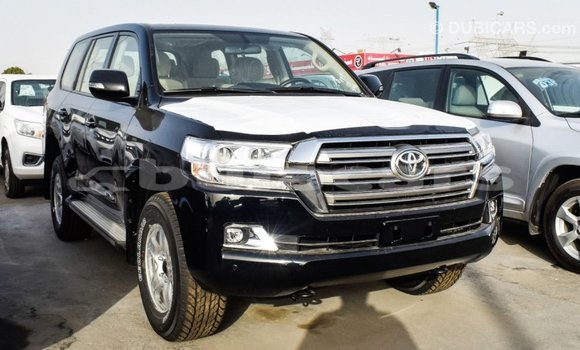 Buy Import Toyota Land Cruiser Black Car in Import - Dubai in Central Buy Import Toyota Land Cruiser Black Car in Import - Dubai in Central